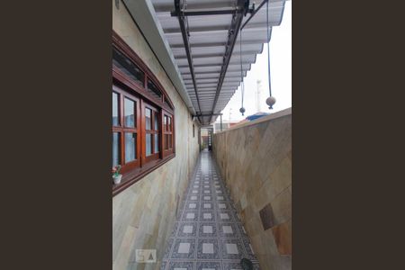 Casa à venda com 262m², 3 quartos e 4 vagasTelhado Abre e Fecha