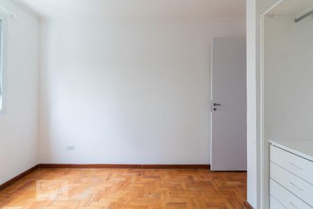 Quarto 1 de apartamento para alugar com 2 quartos, 74m² em Jardim das Bandeiras, São Paulo