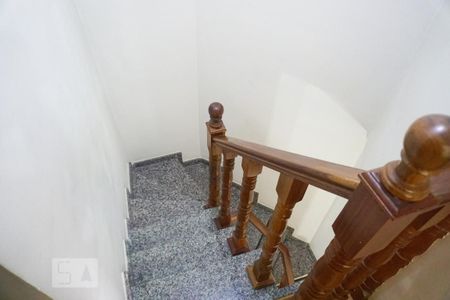 Escada de casa de condomínio à venda com 3 quartos, 96m² em Vila Paranaguá, São Paulo