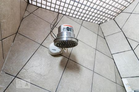 Casa à venda com 100m², 2 quartos e 1 vaga2o. Andar - Banheiro