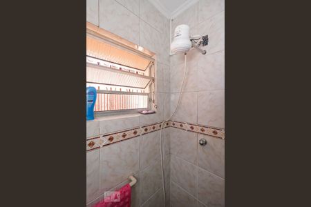 Casa à venda com 170m², 2 quartos e 4 vagasBanheiro 2