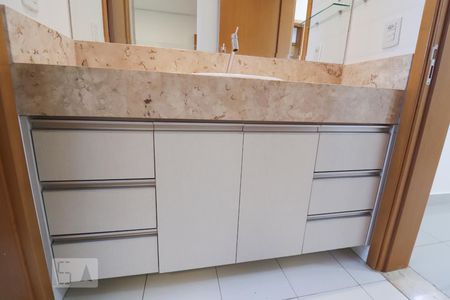 Apartamento para alugar com 97m², 3 quartos e 2 vagasBanheiro da suíte americana 1 e 2