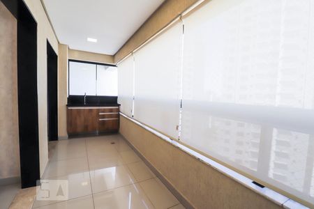 Varanda de apartamento para alugar com 3 quartos, 97m² em Jardim Goiás, Goiânia