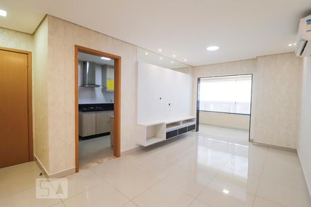 Sala de apartamento para alugar com 3 quartos, 97m² em Jardim Goiás, Goiânia