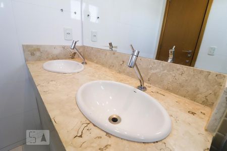 Apartamento para alugar com 97m², 3 quartos e 2 vagasBanheiro da suíte 3