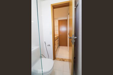 Apartamento para alugar com 97m², 3 quartos e 2 vagasBanheiro da suíte americana 1 e 2