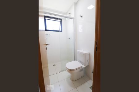 Apartamento para alugar com 97m², 3 quartos e 2 vagasBanheiro da suíte americana 1 e 2