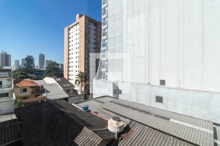 Casa à venda com 250m², 2 quartos e 2 vagasVista da Área de Serviço