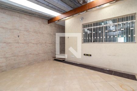 Casa à venda com 250m², 2 quartos e 2 vagasGaragem