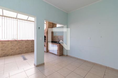 Casa à venda com 250m², 2 quartos e 2 vagasVaranda do Salão de Festas