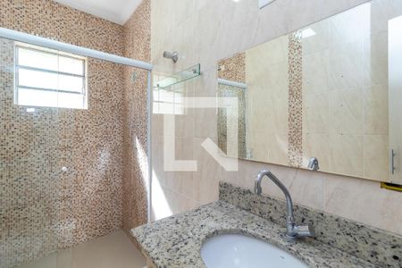 Casa à venda com 250m², 2 quartos e 2 vagasBanheiro 2