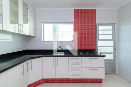 Casa à venda com 250m², 2 quartos e 2 vagasCozinha