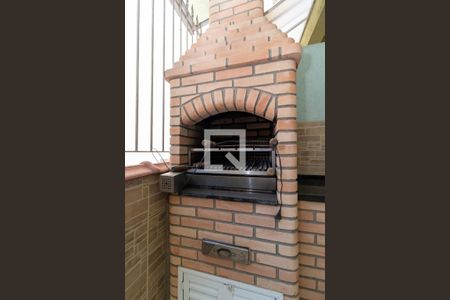 Casa à venda com 250m², 2 quartos e 2 vagasChurrasqueira