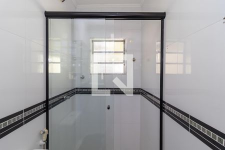 Casa à venda com 250m², 2 quartos e 2 vagasBanheiro da Suíte