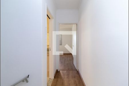 Casa à venda com 250m², 2 quartos e 2 vagasCorredor dos Quartos