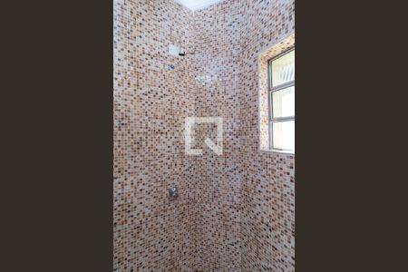 Casa à venda com 250m², 2 quartos e 2 vagasBanheiro 2