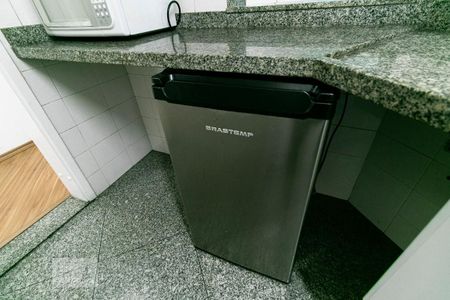 Apartamento para alugar com 33m², 1 quarto e 1 vagaCozinha - Geladeira