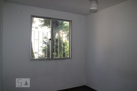 Apartamento para alugar com 45m², 2 quartos e 2 vagasQuarto