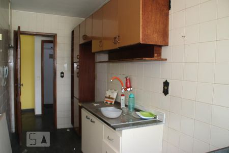 Apartamento para alugar com 45m², 2 quartos e 2 vagasCozinha