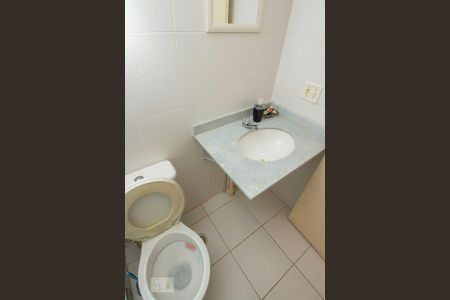 Apartamento à venda com 64m², 3 quartos e 1 vaga Apartamento à venda com 64m², 3 quartos e 1 vagaBanheiro