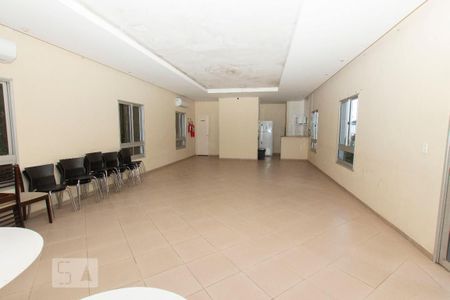 Apartamento à venda com 64m², 3 quartos e 1 vaga Apartamento à venda com 64m², 3 quartos e 1 vagaÁrea comum - Salão de festas