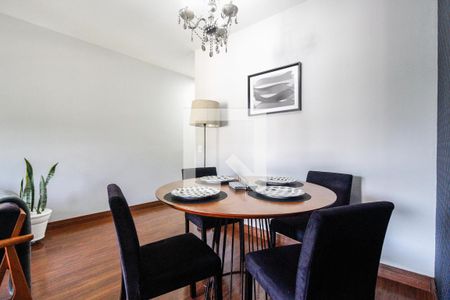 Sala de jantar de apartamento para alugar com 3 quartos, 70m² em Vila Carbone, São Paulo