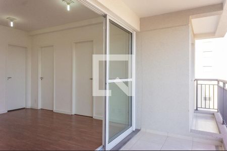 Sacada e Área de Serviço de apartamento à venda com 2 quartos, 45m² em Vila Invernada, São Paulo