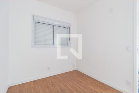 Quarto 1 de apartamento para alugar com 2 quartos, 45m² em Vila Invernada, São Paulo