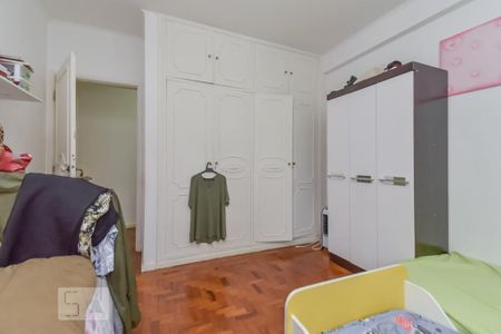 Apartamento à venda com 210m², 3 quartos e 2 vagas Apartamento à venda com 210m², 3 quartos e 2 vagasQuarto 2