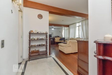 Entrada de apartamento à venda com 3 quartos, 210m² em Santa Cecilia, São Paulo
