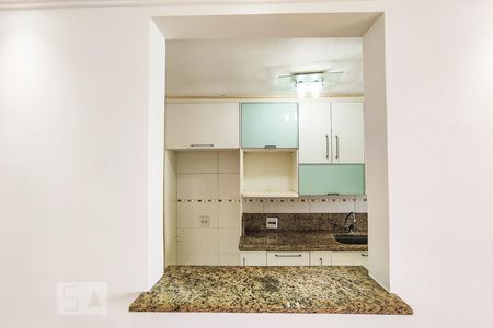 Apartamento à venda com 67m², 2 quartos e 1 vagaCozinha