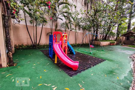 Apartamento à venda com 67m², 2 quartos e 1 vagaÁrea Comum - Playground