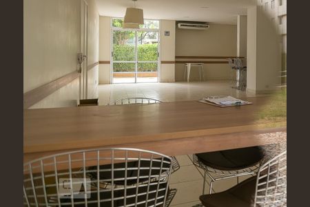 Apartamento à venda com 67m², 3 quartos e 1 vagaÁrea comum - Salão de festas