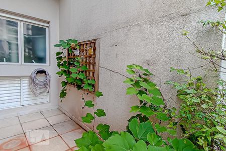 Apartamento para alugar com 112m², 2 quartos e 3 vagasVaranda