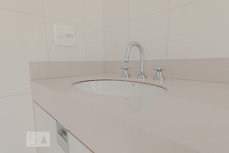 Apartamento para alugar com 112m², 2 quartos e 3 vagasDetalhe Banheiro