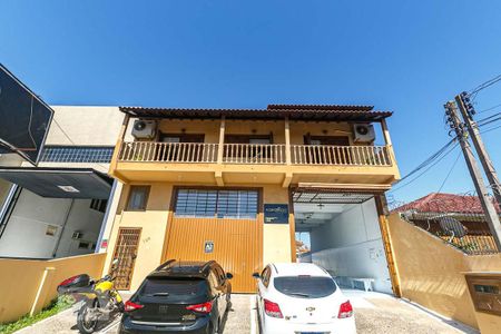 Casa à venda com 157m², 3 quartos e sem vaga Casa à venda com 157m², 3 quartos e sem vagaFachada