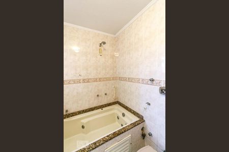 Banheiro do Quarto 1 de casa à venda com 3 quartos, 157m² em São João, Porto Alegre