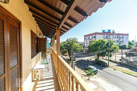 varanda de casa à venda com 3 quartos, 157m² em São João, Porto Alegre