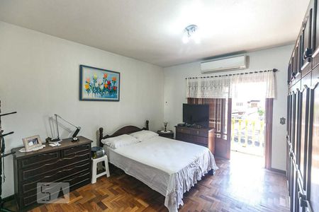 Quarto 1 de casa à venda com 3 quartos, 157m² em São João, Porto Alegre