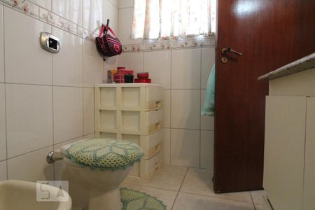 Casa à venda com 300m², 4 quartos e 3 vagasBanheiro suíte 1