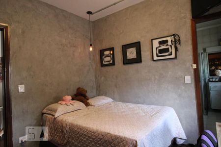 Casa à venda com 300m², 4 quartos e 3 vagasSuíte 2