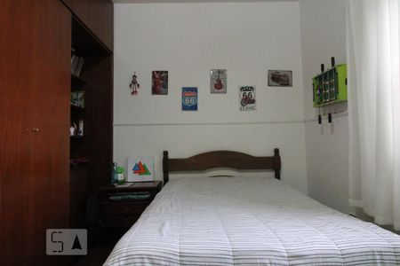 Casa à venda com 300m², 4 quartos e 3 vagasQuarto