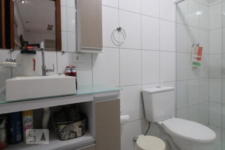 Casa à venda com 300m², 4 quartos e 3 vagasBanheiro da edícula