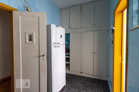 Apartamento à venda com 237m², 4 quartos e sem vaga Apartamento à venda com 237m², 4 quartos e sem vagaCozinha