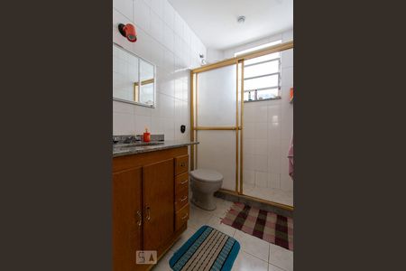 Apartamento à venda com 237m², 4 quartos e sem vaga Apartamento à venda com 237m², 4 quartos e sem vagaBanheiro 1