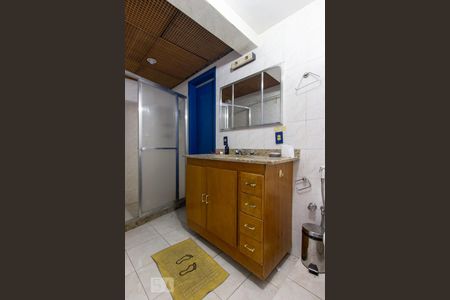 Apartamento à venda com 237m², 4 quartos e sem vaga Apartamento à venda com 237m², 4 quartos e sem vagaBanheiro 2