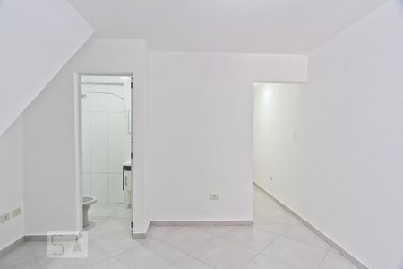 Sala de casa para alugar com 1 quarto, 50m² em Parque São Luís, São Paulo