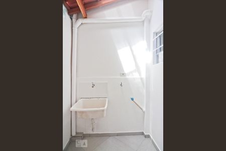 Casa para alugar com 50m², 1 quarto e sem vagaÁrea de Serviço