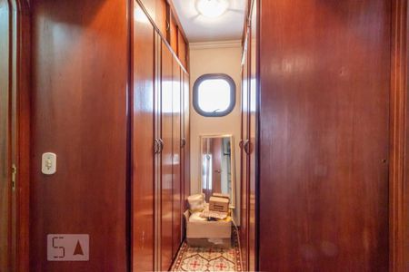 Apartamento para alugar com 210m², 3 quartos e 2 vagasQuarto 3 - Closet