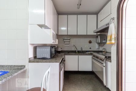 Apartamento para alugar com 210m², 3 quartos e 2 vagasCozinha